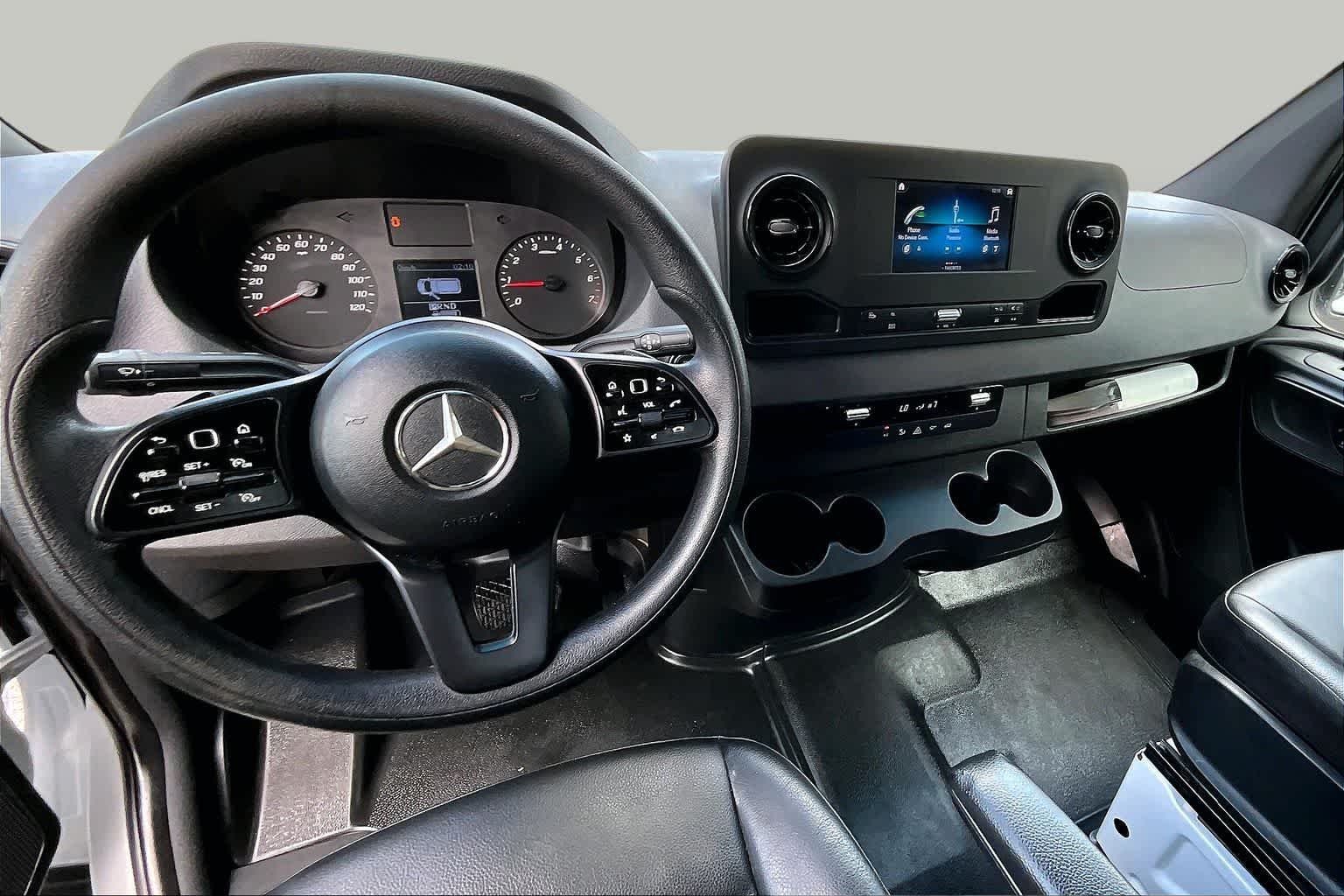 Used 2020 Arctic White Mercedes-Benz  image 16