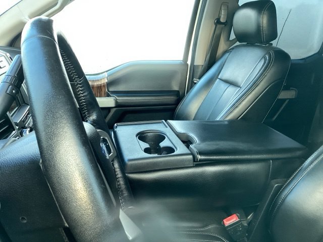 Used 2018 Oxford White Ford Lariat image 15