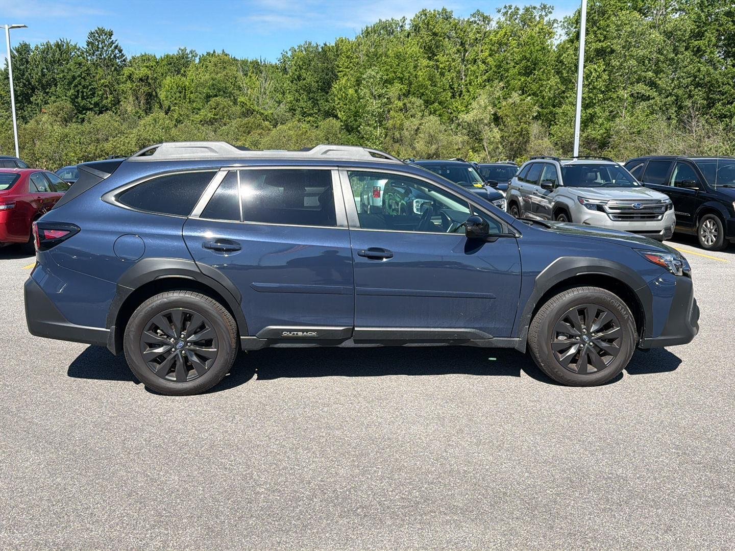 Used 2025 Cosmic Blue Pearl Subaru Onyx Edition XT image 3