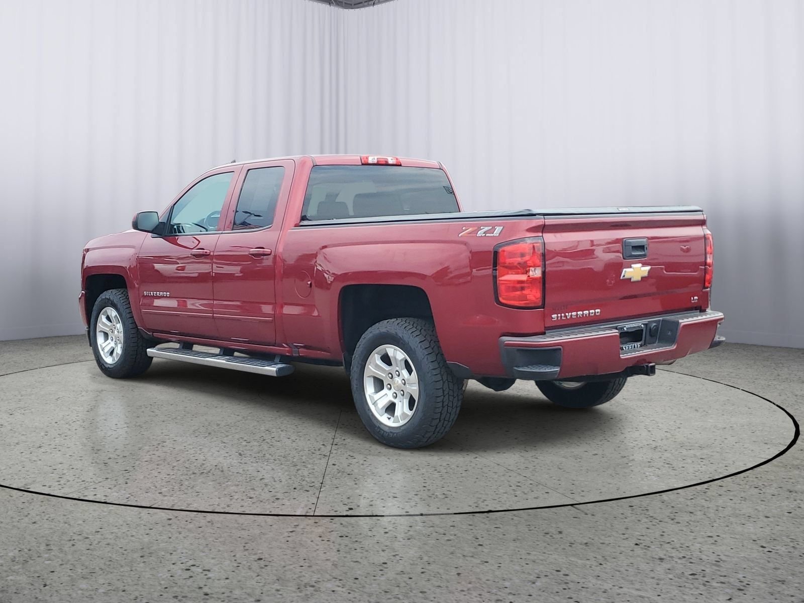 Used 2019 Red Chevrolet LT image 3