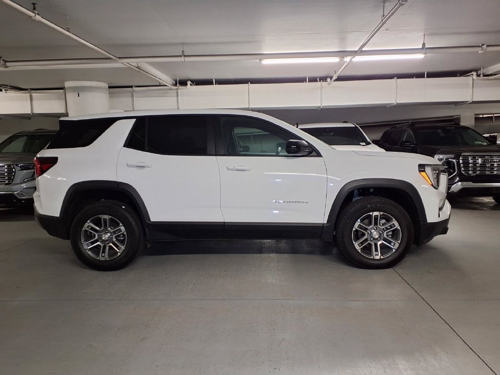 New 2026 Summit White GMC Elevation image 4