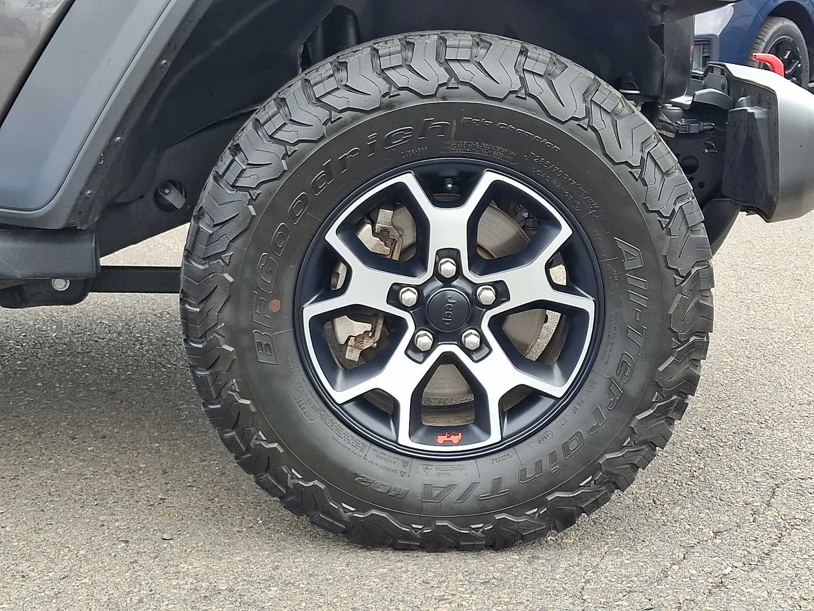 Used 2021 Granite Crystal Metallic Clearcoat Jeep Rubicon image 8
