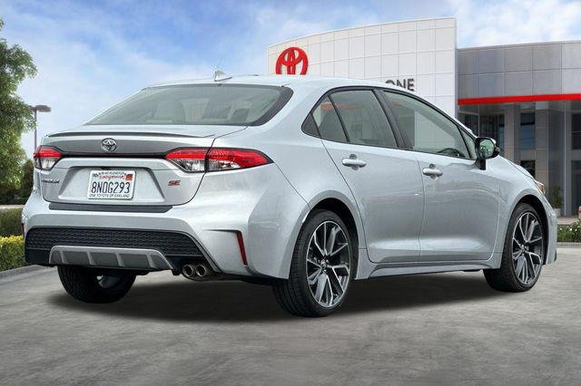 Certified Used 2020 CLASSIC SILVER MET Toyota  image 4