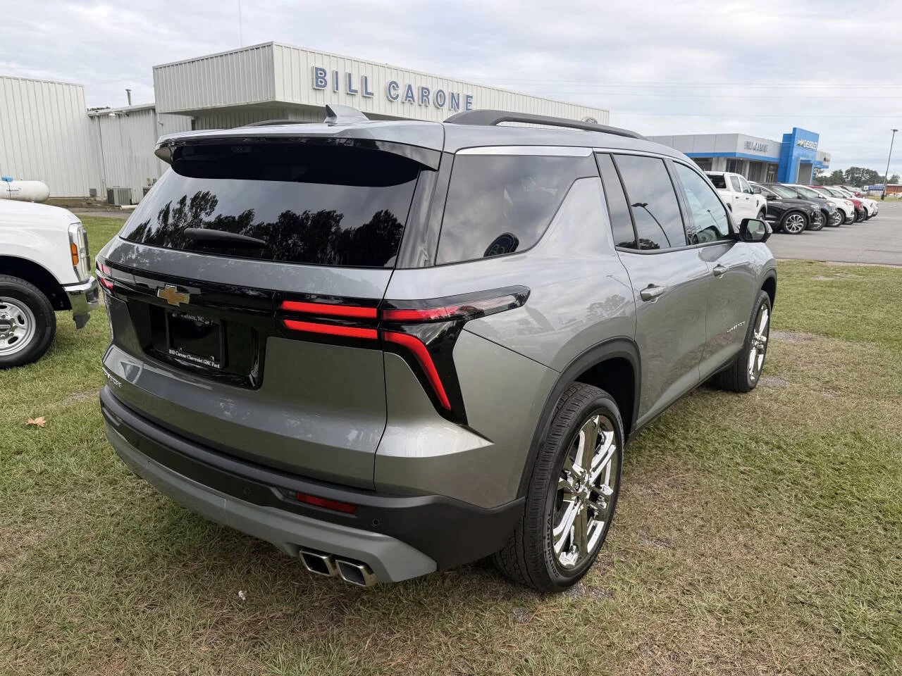 Used 2026 Gray Chevrolet LT 4dr SUV image 19