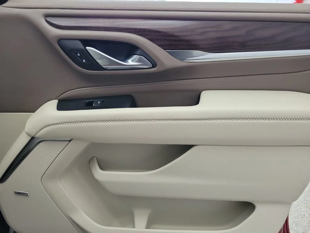 2024 GMC Yukon Denali - Photo 28
