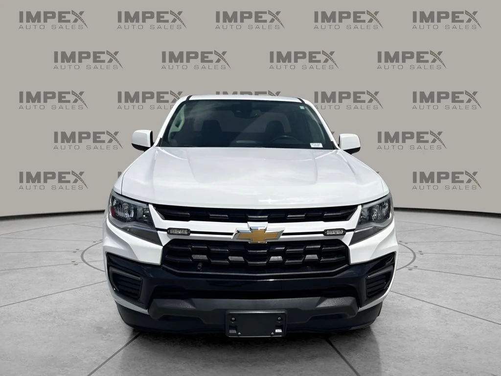 Used 2022 White Chevrolet LT image 8