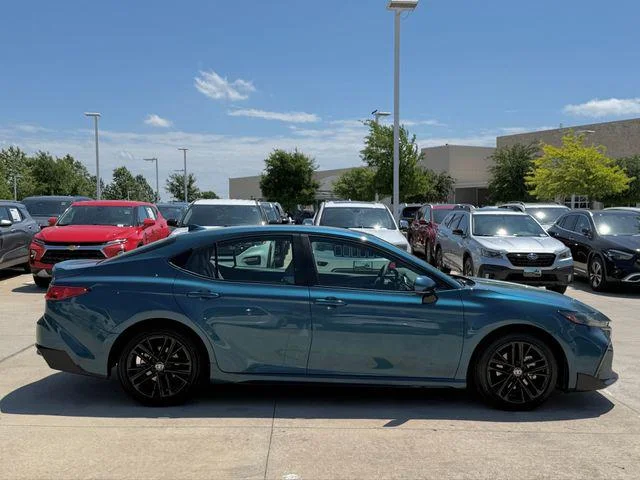 Certified Used 2025 LABRADORITE Toyota SE image 5