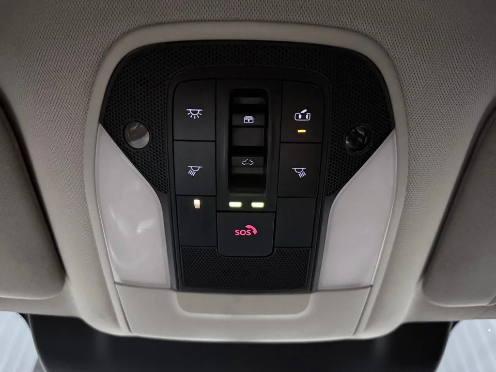 Certified Used 2023 Gray INFINITI LUXE image 26