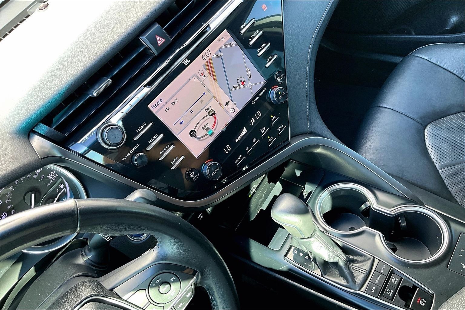 Used 2019 Gray Toyota XLE image 31
