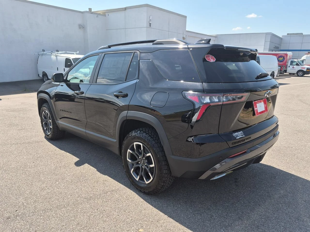 New 2027 Mosaic Black Metallic Chevrolet ACTIV image 6