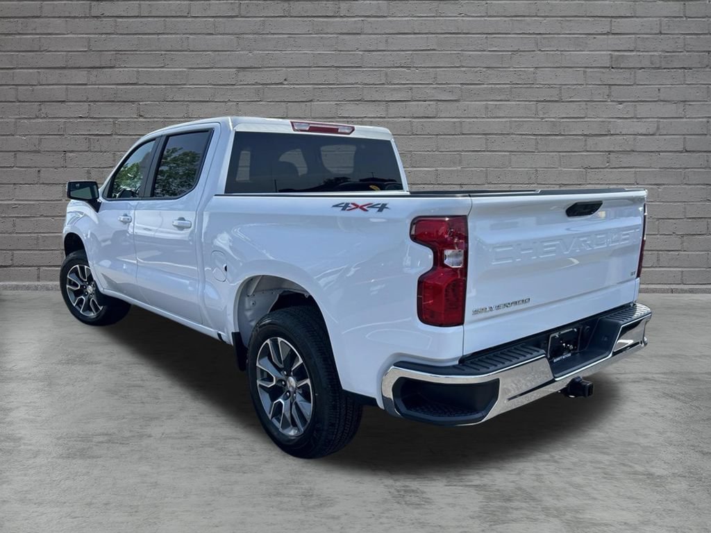 New 2026 Summit White Chevrolet LT (2FL) image 7