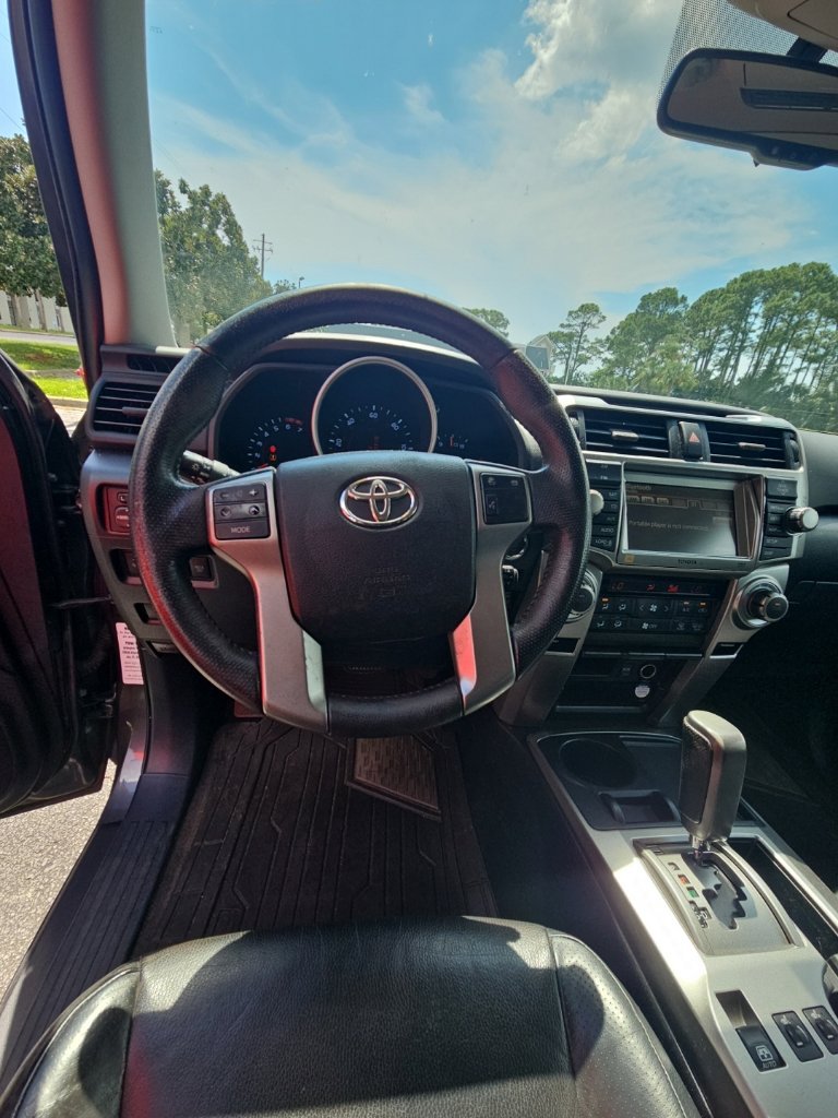 Used 2011 Gray Toyota Limited image 26