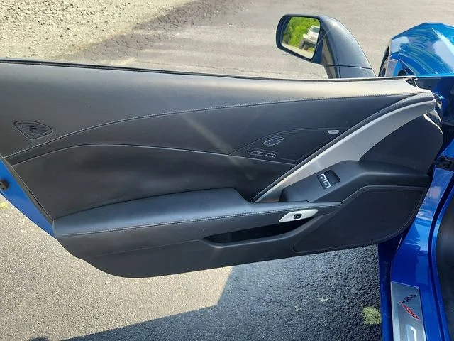 Used 2014 Blue Chevrolet Z51 image 11