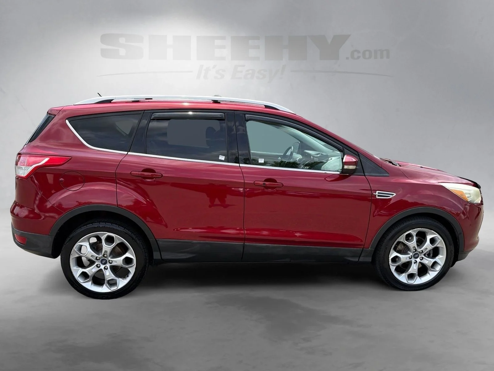 Used 2016 Red Ford Titanium image 10