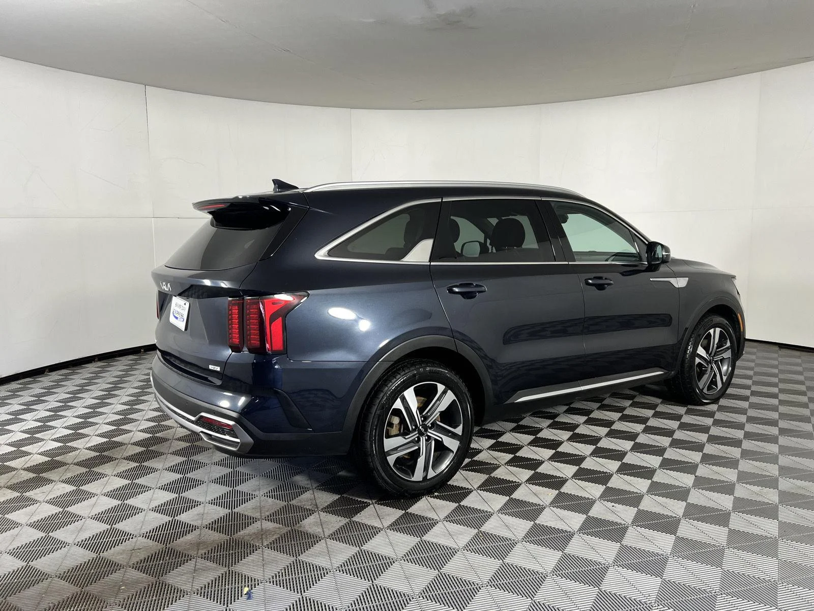 Used 2023 Gravity Blue Kia EX image 9