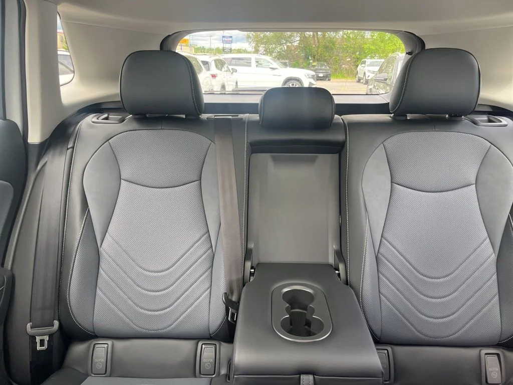 New 2026 White Volkswagen 2.0T SE image 14