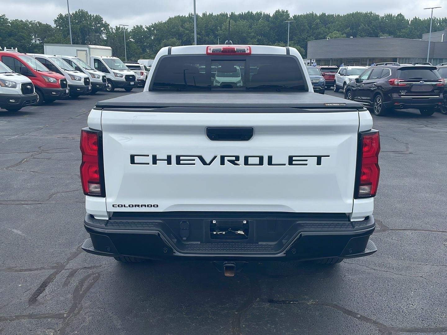 Used 2024 Summit White Chevrolet 4WD Z71 image 4