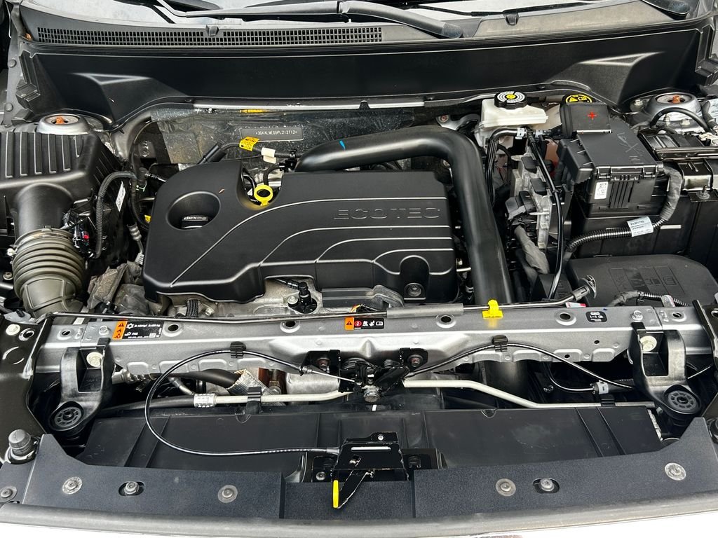 Used 2023 Sterling Metallic GMC SLE image 30