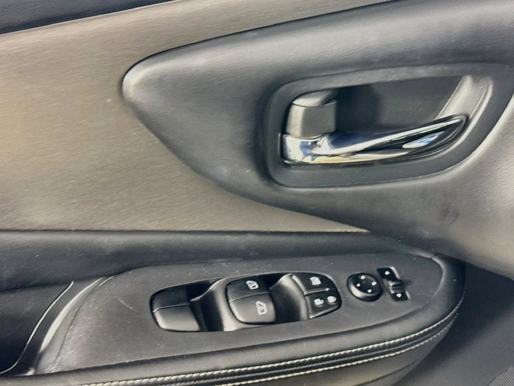 Used 2019 Gun Metallic Nissan S image 22