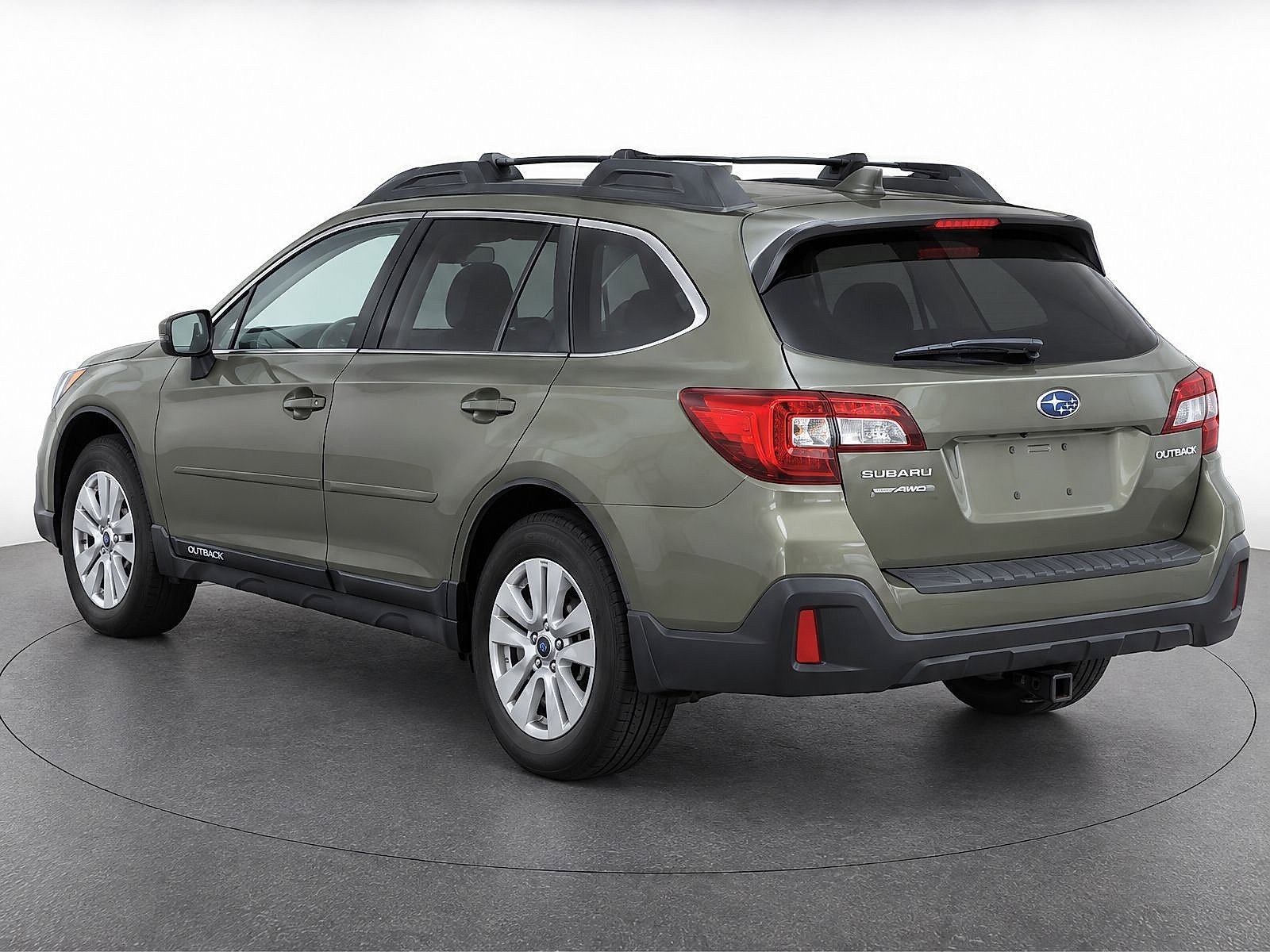 Used 2019 Wilderness Green Metallic Subaru Premium image 3