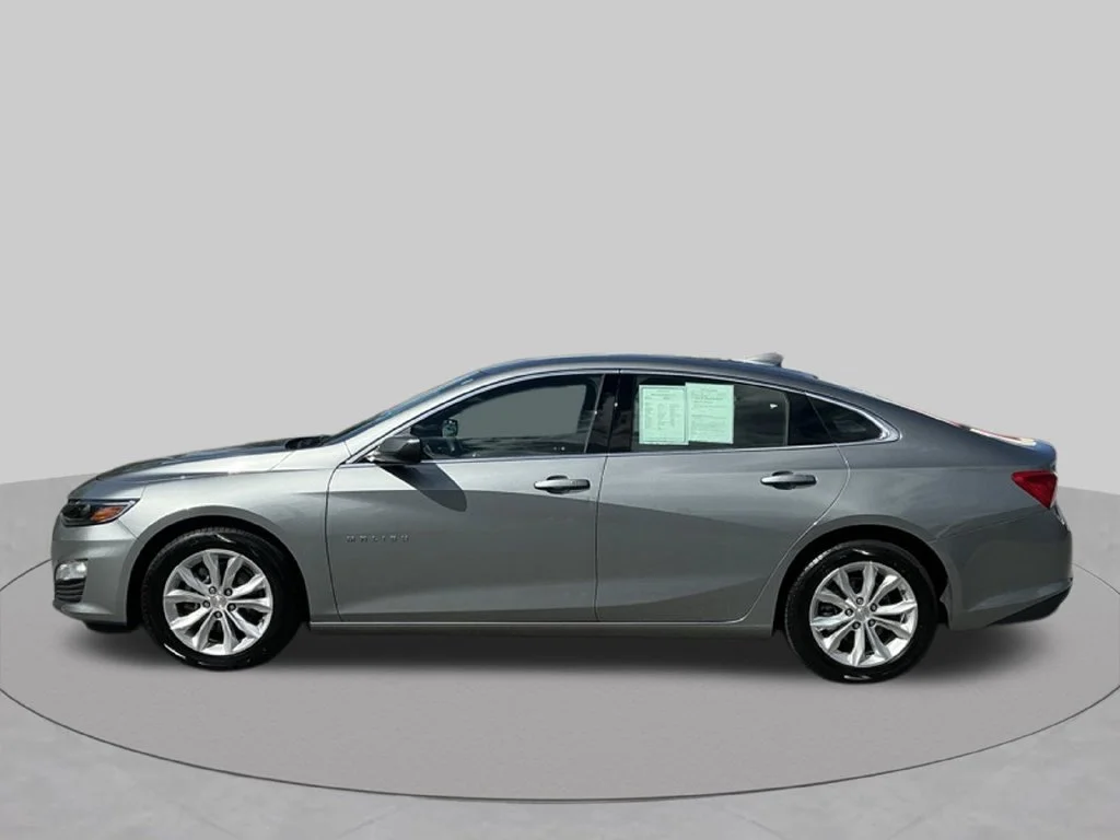 Used 2024 Gray Chevrolet LT image 6