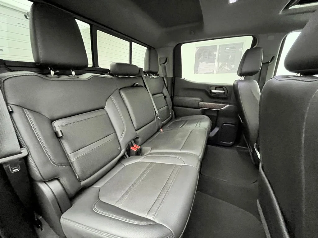 Used 2020 Red GMC Denali image 37