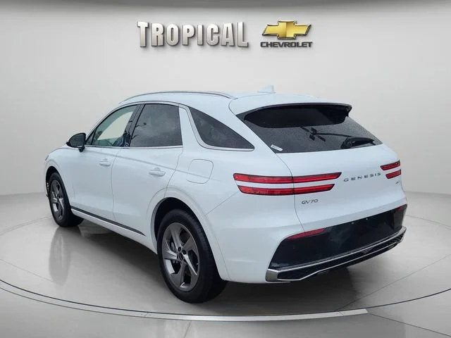 Used 2026 White Genesis 2.5T image 2