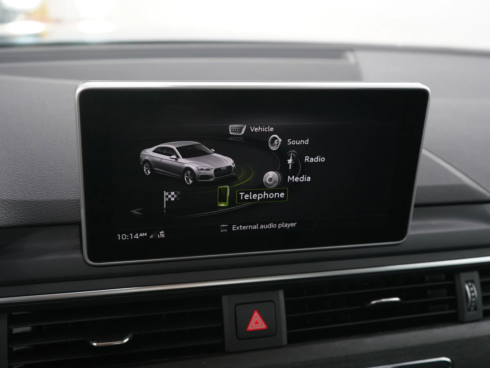 Used 2019 Manhattan Gray Metallic Audi 2.0T Premium Plus image 17