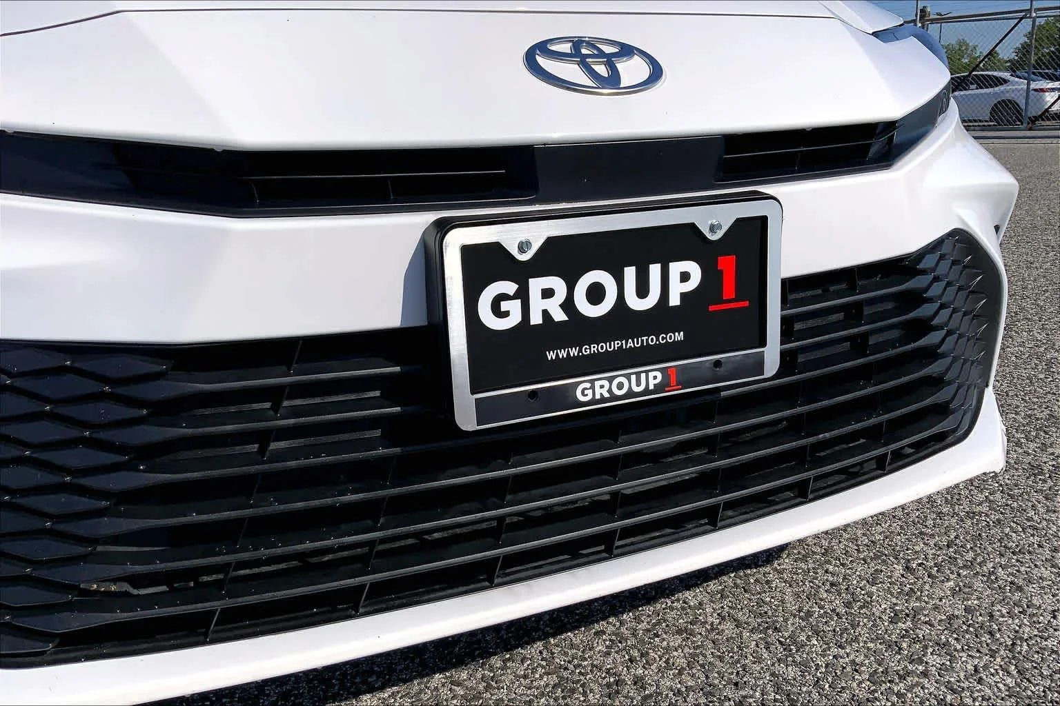Used 2025 Ice Cap Toyota LE image 29
