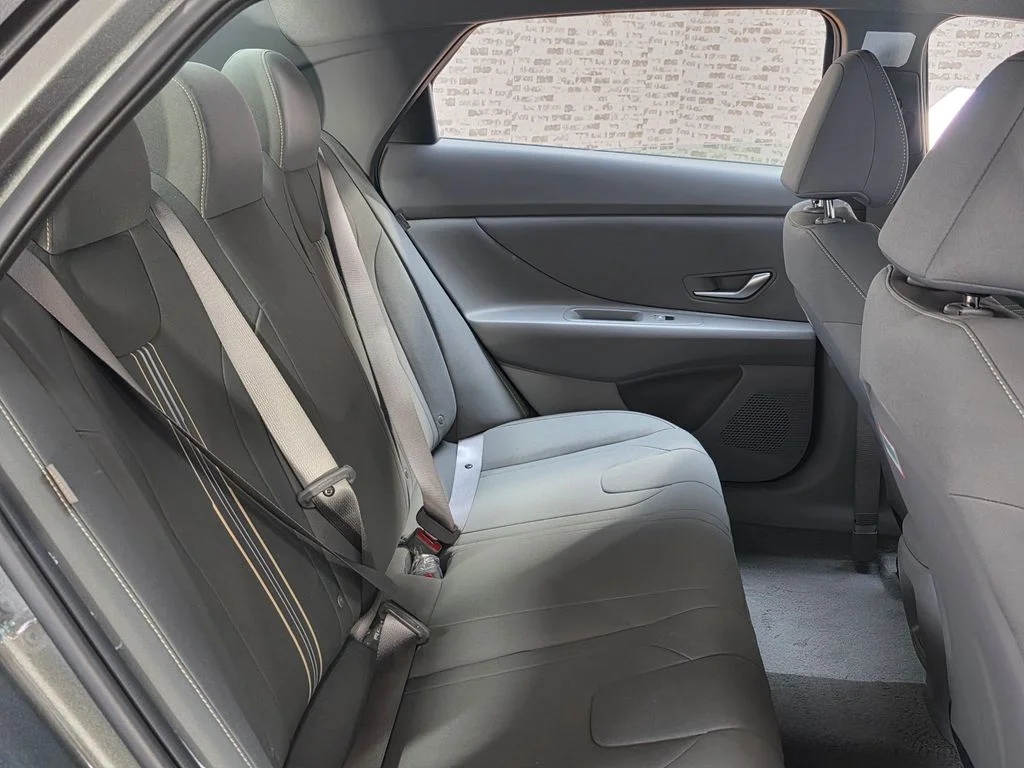 New 2026 Amazon Gray Hyundai SEL Sport image 10