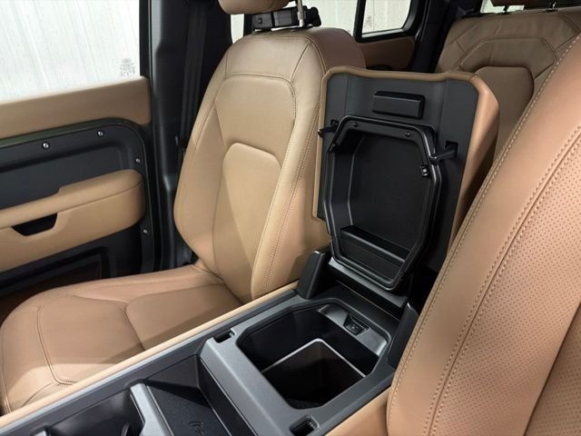 New 2026 Woolstone Green Land Rover S image 35