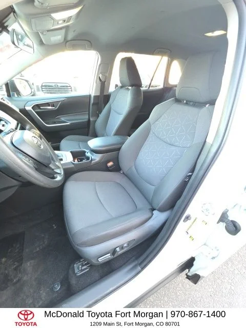 Used 2025 White Toyota XLE image 10