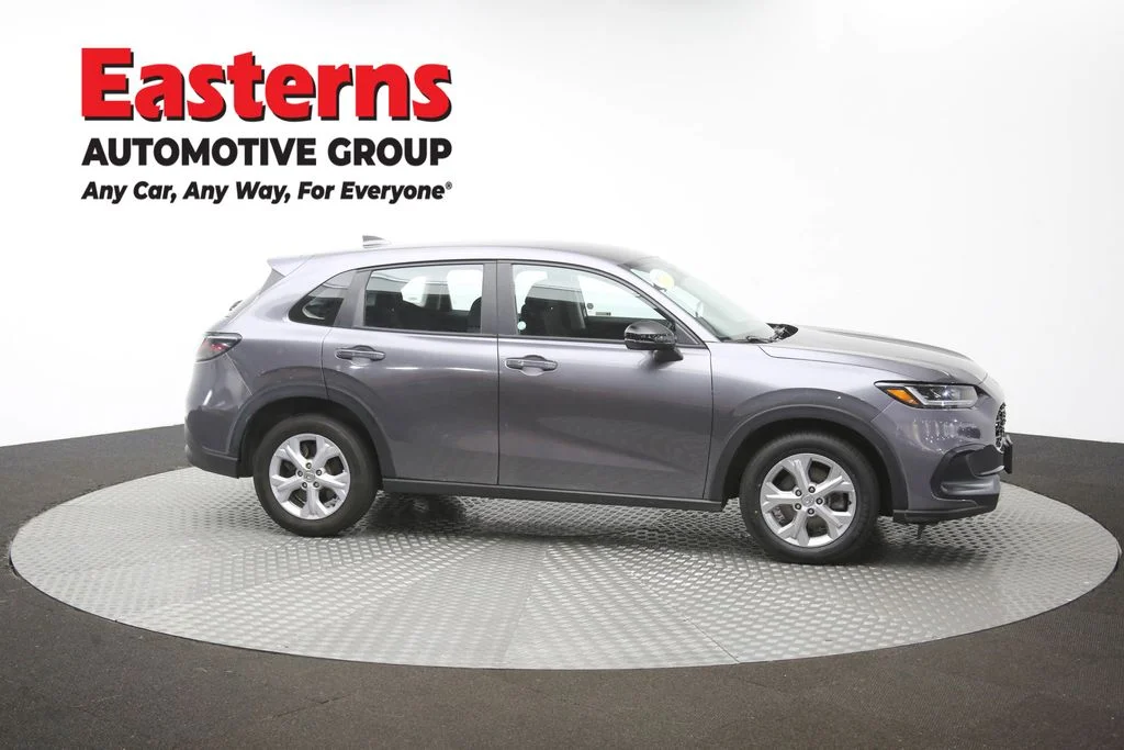 Used 2023 Gray Honda LX image 40