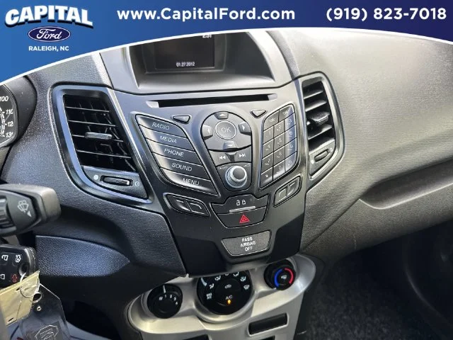 Used 2019 White Ford SE image 27