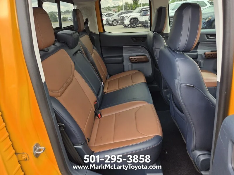Used 2022 Orange FORD LARIAT FWD SUPERCREW image 14