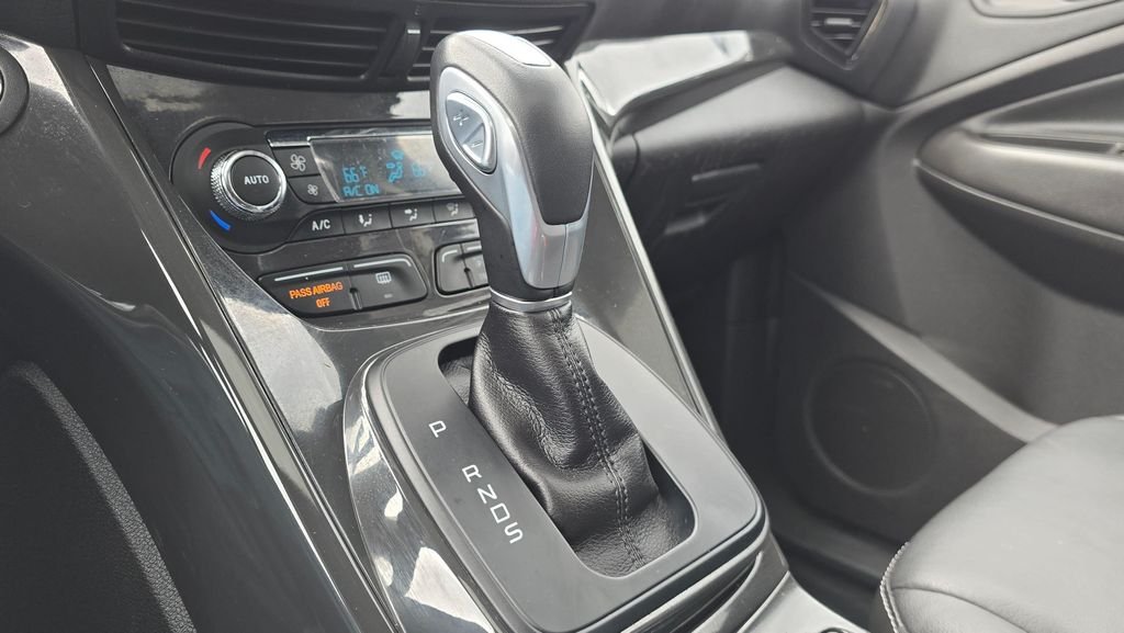 Used 2015 Tuxedo Black Ford Titanium image 38