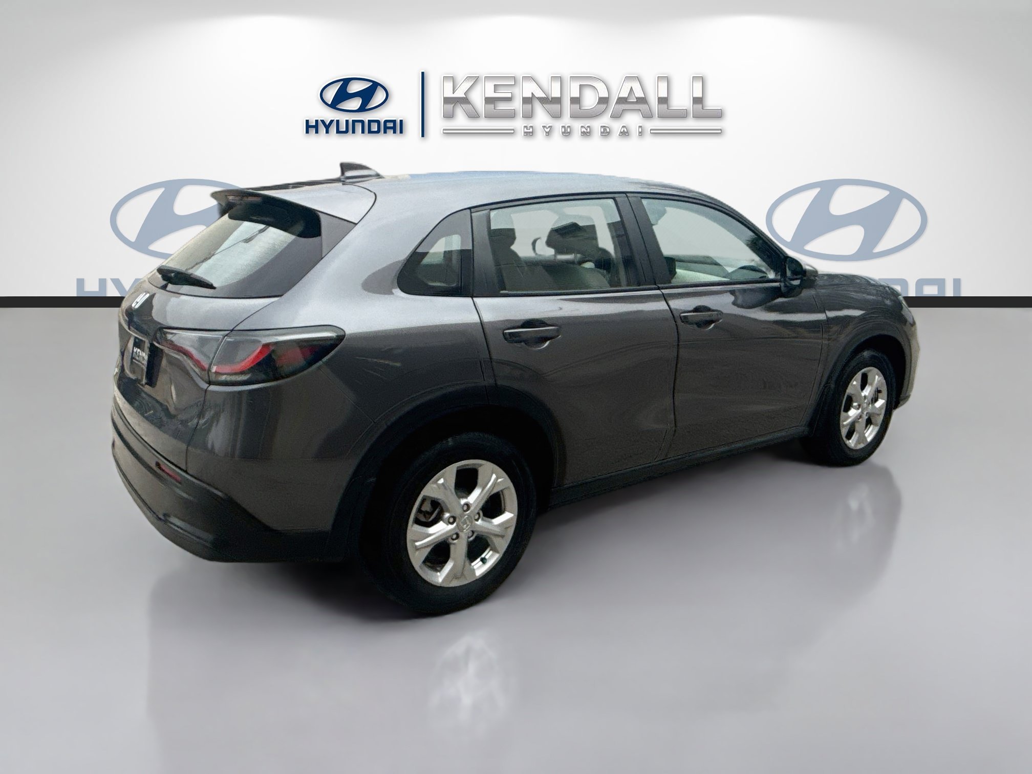 Used 2025 Urban Gray Pearl Honda LX image 6
