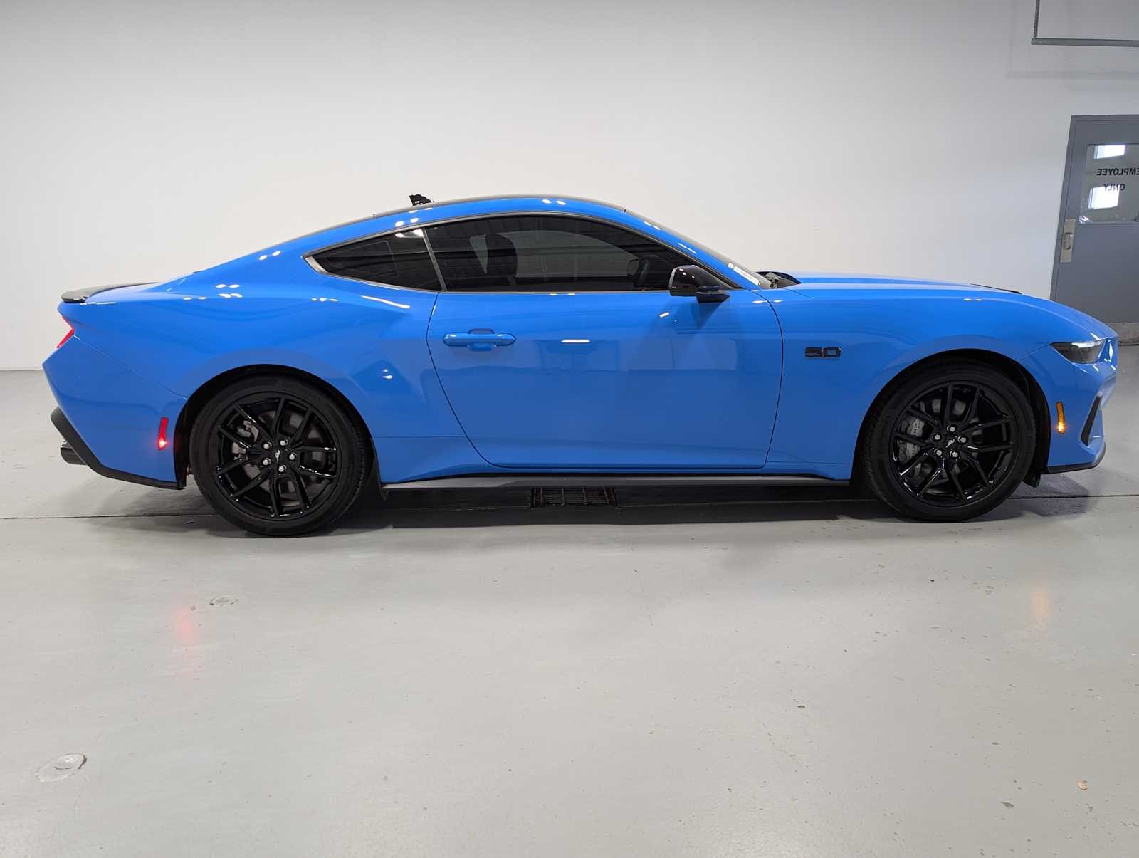 Used 2025 Grabber Blue Ford GT Premium image 7