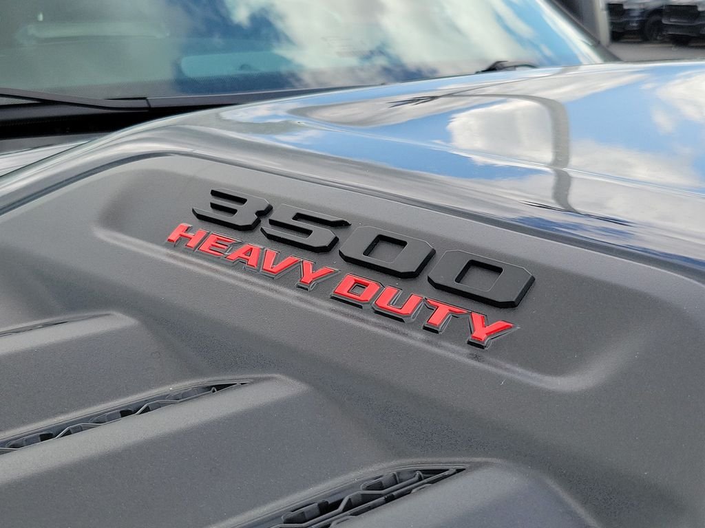New 2026 Forged Blue Metallic Exterior Paint RAM Laramie image 6