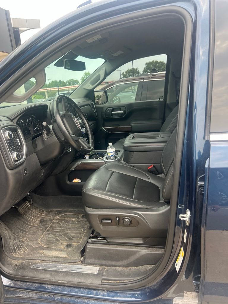 Used 2021 Pacific Blue Metallic GMC SLT image 2