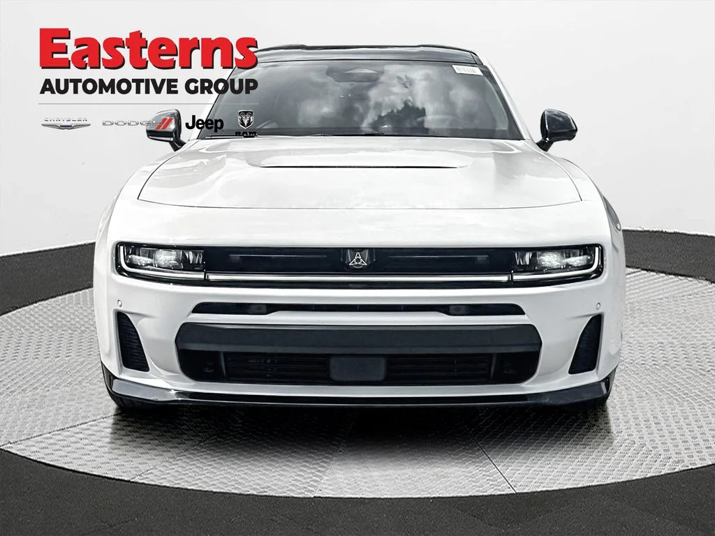 New 2027 White Knuckle Exterior Paint Dodge R/T Plus image 2