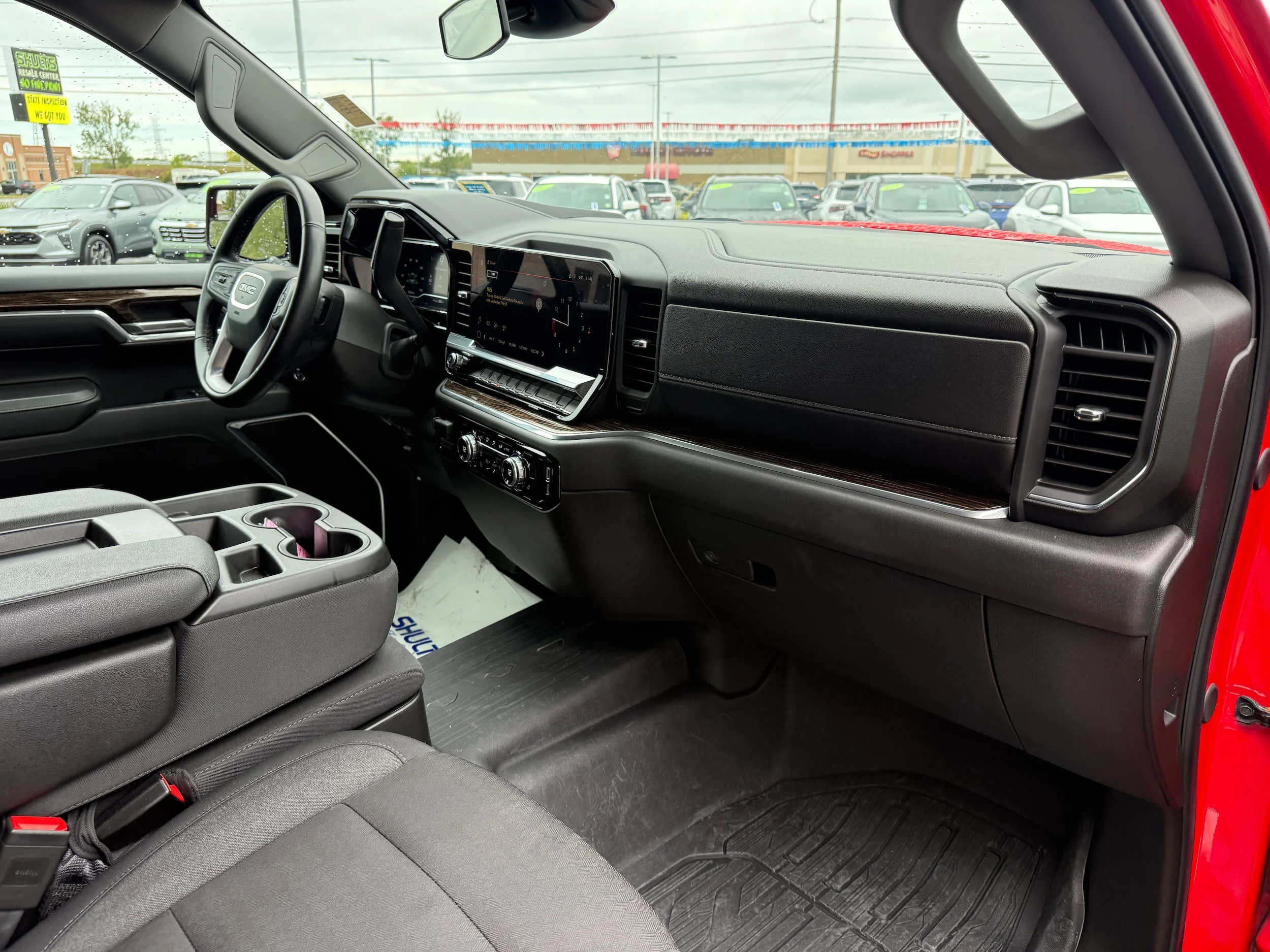 Used 2024 Red GMC Elevation image 30