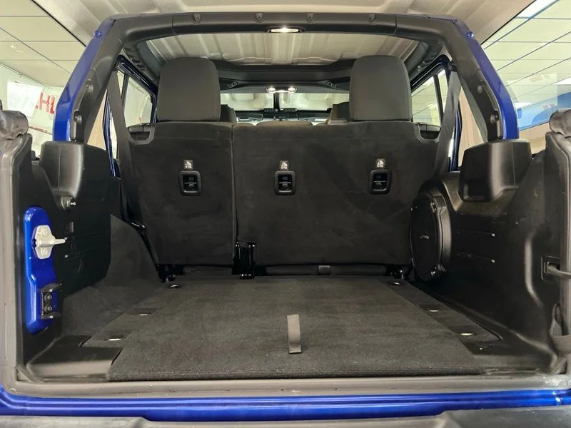 Used 2019 Blue Jeep Unlimited Sport S image 8