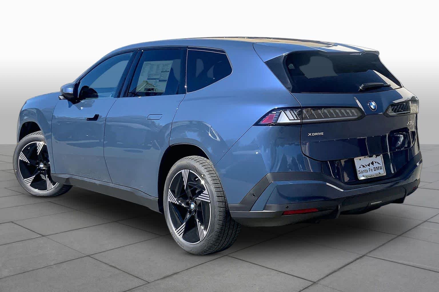 New 2027 Ocean Wave Blue Metallic BMW 50 xDrive image 12