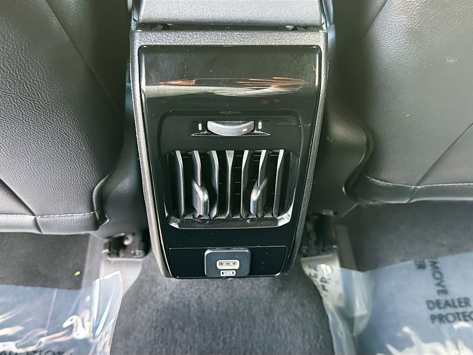 Used 2024 White Jeep Limited image 18