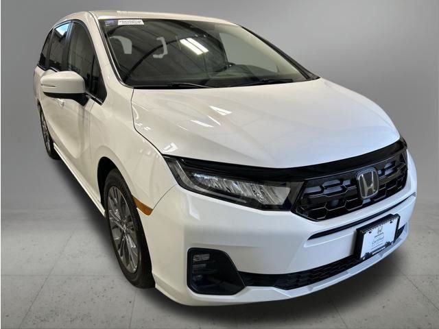 2026 Honda Odyssey Touring - Photo 9