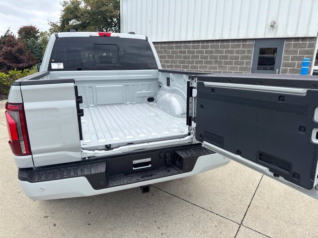 New 2026 Avalanche Ford Platinum image 7