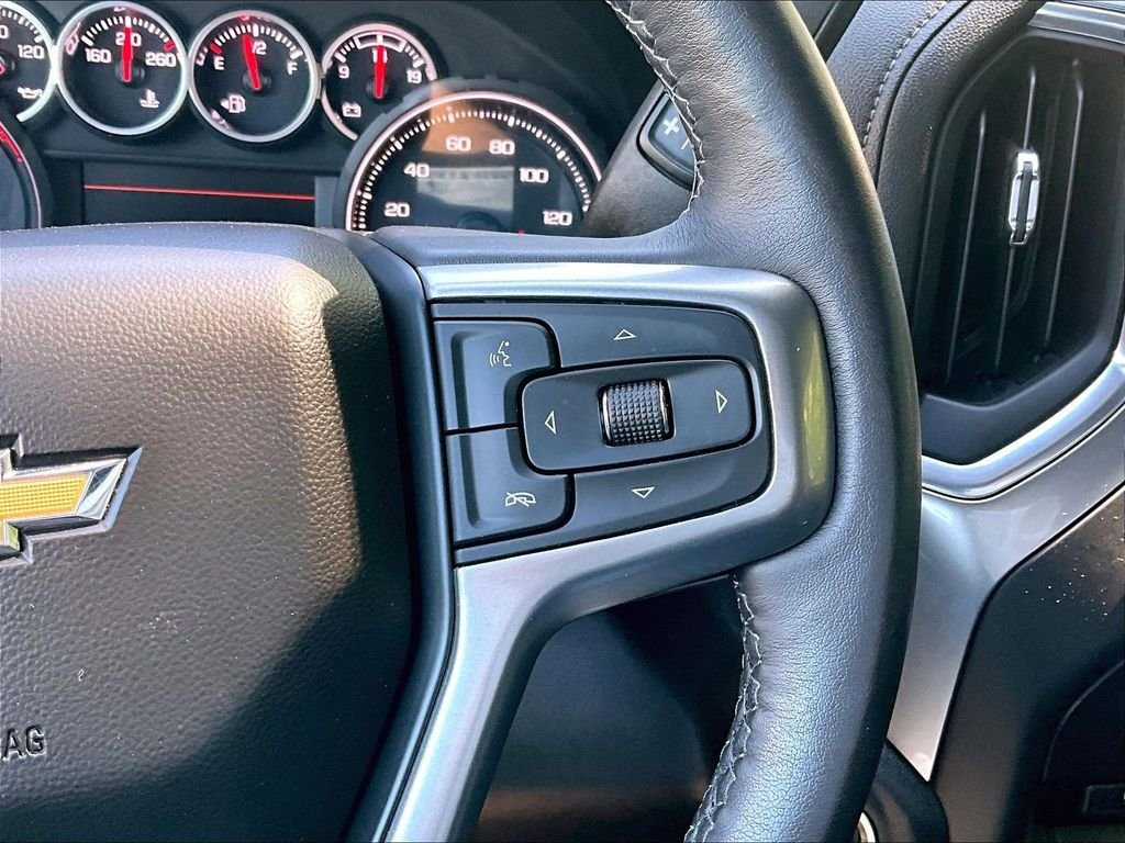 Used 2022 Gray Chevrolet LT image 23