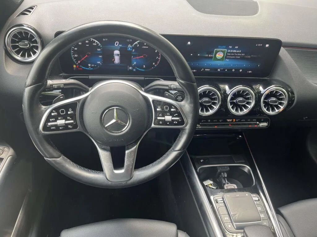 Certified Used 2023 Polar White Mercedes-Benz GLA 250 image 2