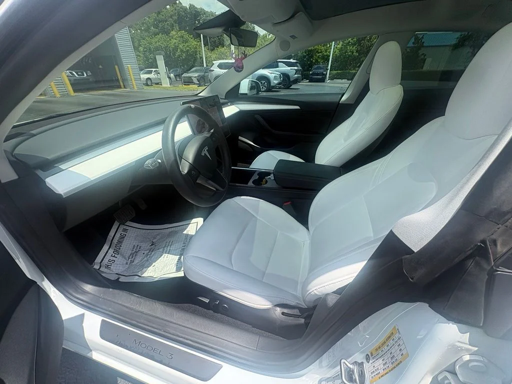 Used 2023 White Tesla Base image 14